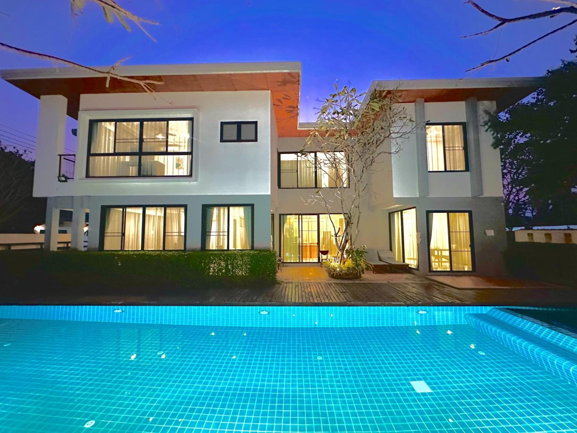 Chic Villa 6 Chiang Mai Bagian luar foto