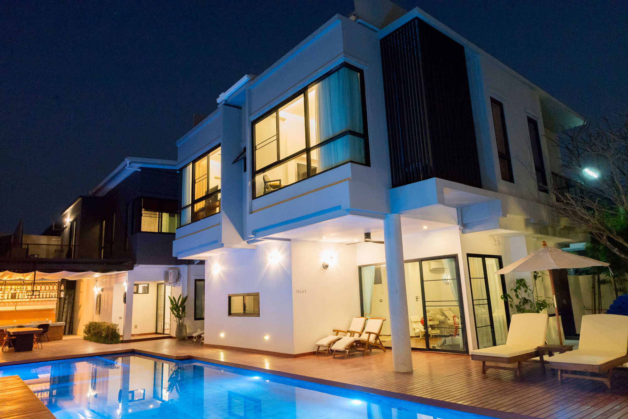 Chic Villa 6 Chiang Mai Bagian luar foto